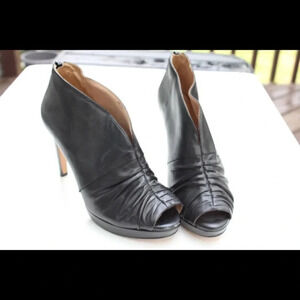 Antonio Melani booties